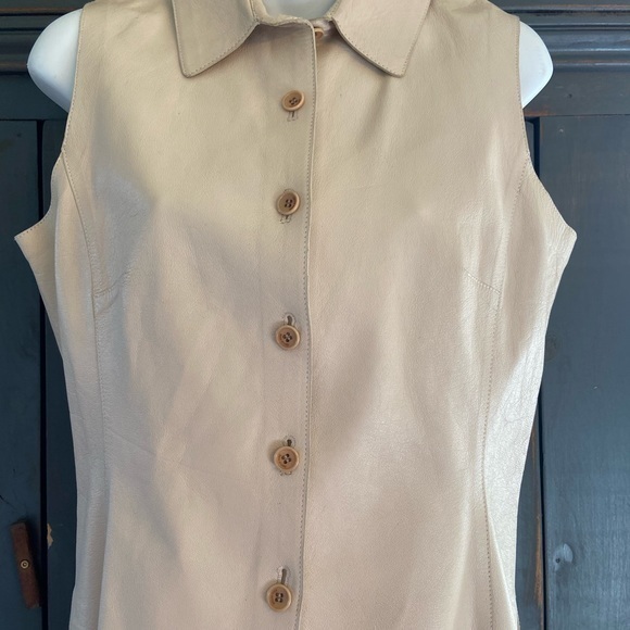 Sienna studio supple cream leather vest pant set ,high waisted pants vest fitted - Picture 2 of 11